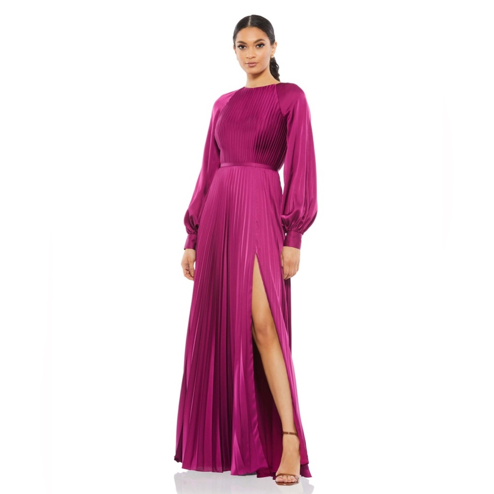 MAC DUGGAL LONG SLEEVE PLEATED HIGH NECK GOWN
 In Berry Color